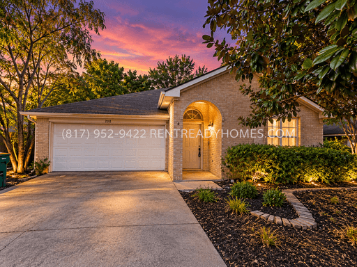 208 Oak Meadow Ln., Cedar Hill, TX