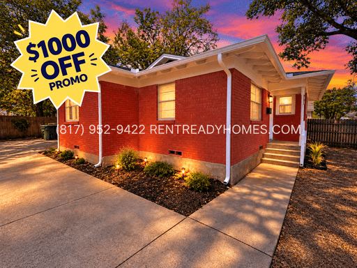 806 N Center St, Arlington, TX